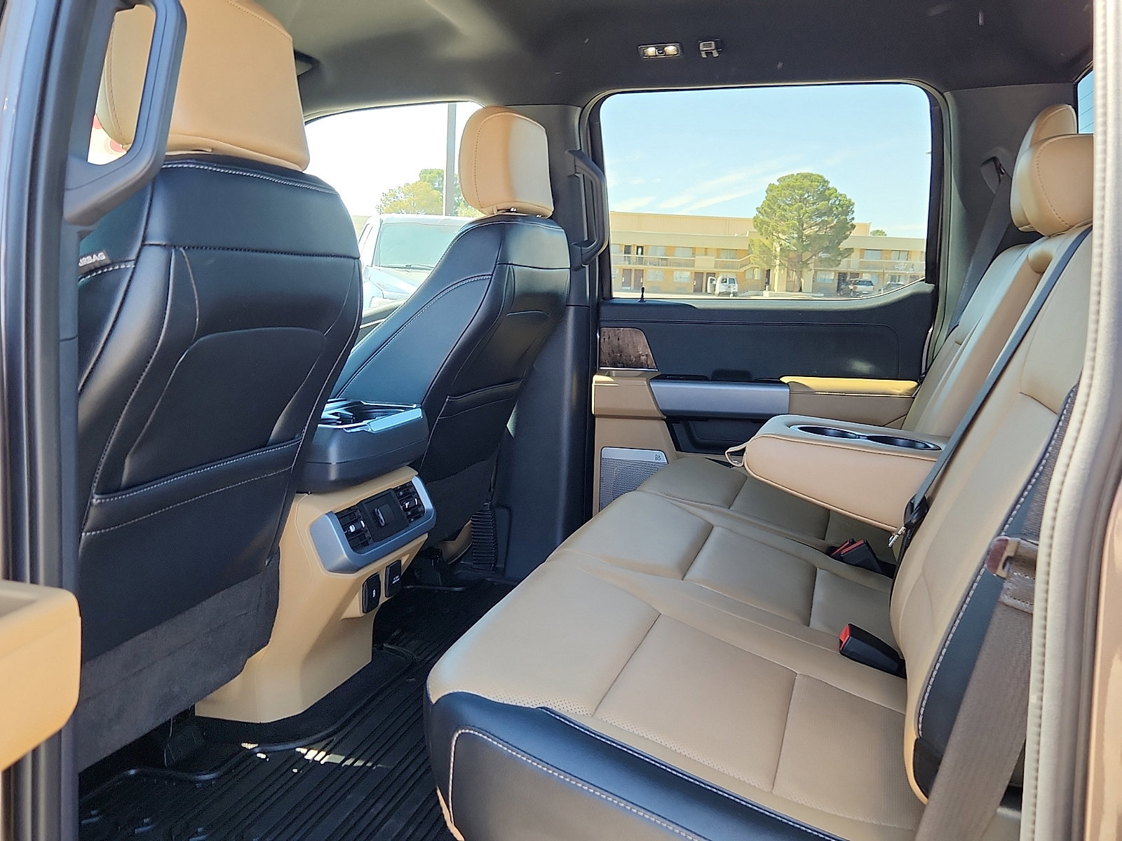 Certified 2022 Ford F150 Lariat image 9