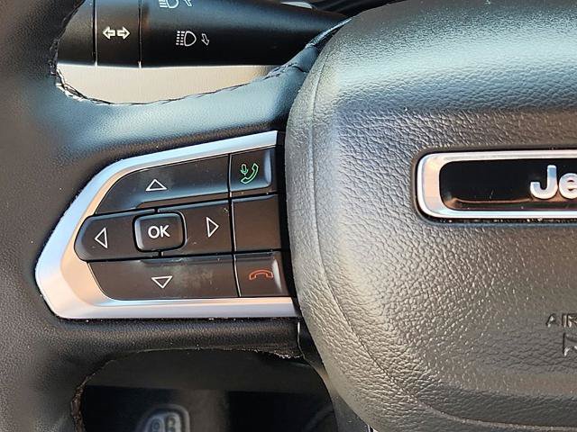 Used 2025 Jeep Compass Limited AWD/4WD image 27