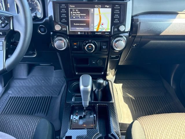 Used 2021 Toyota 4Runner TRD Off-Road AWD/4WD image 31