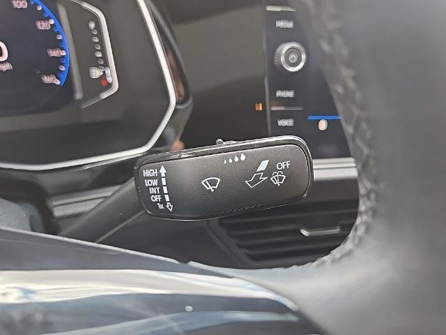Used 2020 Volkswagen Jetta SEL FWD image 24