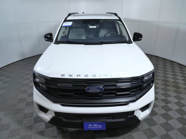 Certified 2025 Ford Expedition Max Active AWD/4WD image 3