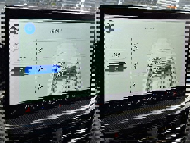 Certified 2024 Ford Escape ST-Line Select w/ Tech Pack #2 image 17