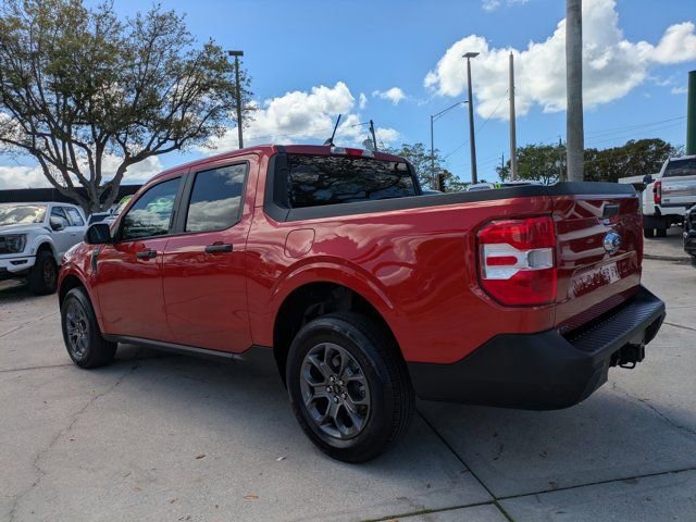 Certified 2022 Ford Maverick XLT image 2