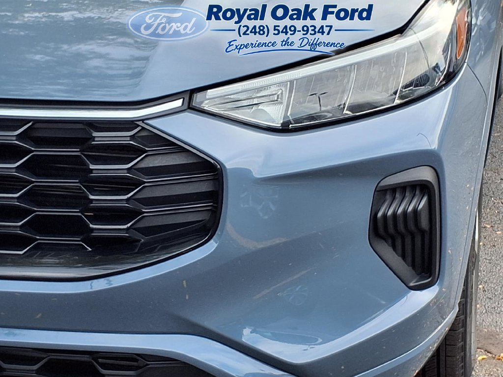 Certified 2024 Ford Escape ST-Line w/ Tech Pack #1 AWD/4WD image 37
