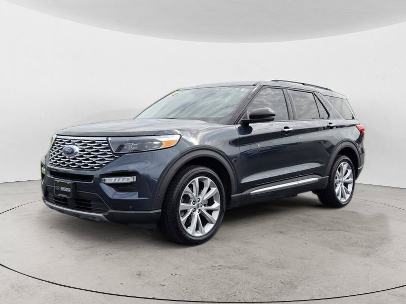 Certified 2022 Ford Explorer Platinum w/ Equipment Group 601A AWD/4WD image 3