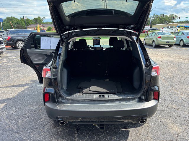 Certified 2022 Ford Escape SE w/ SE Sport Appearance Package FWD image 11