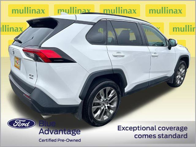 Used 2019 Toyota RAV4 XLE Premium w/ Cold Weather Package AWD/4WD image 3