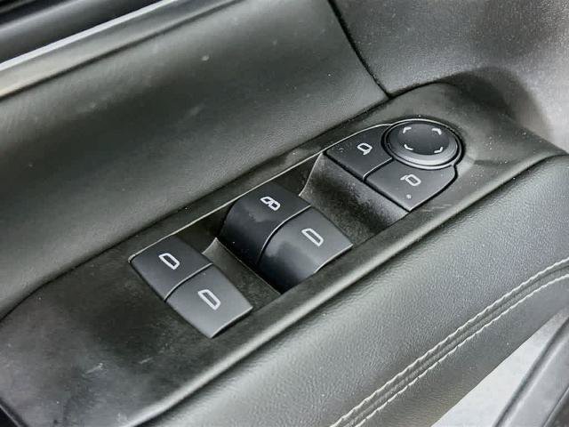 Used 2025 GMC Terrain Elevation AWD/4WD image 30