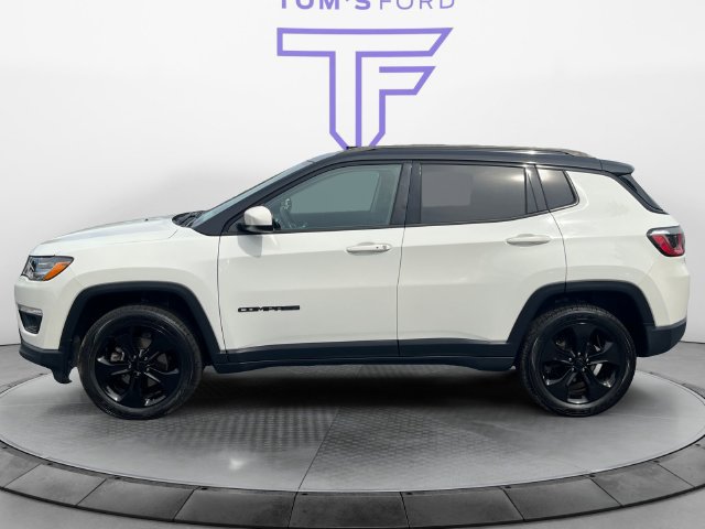 Used 2019 Jeep Compass Latitude AWD/4WD image 2