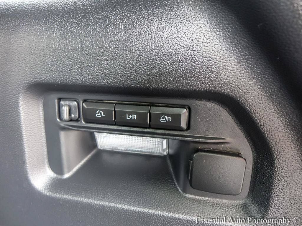 Certified 2025 Ford Explorer ST AWD/4WD image 28