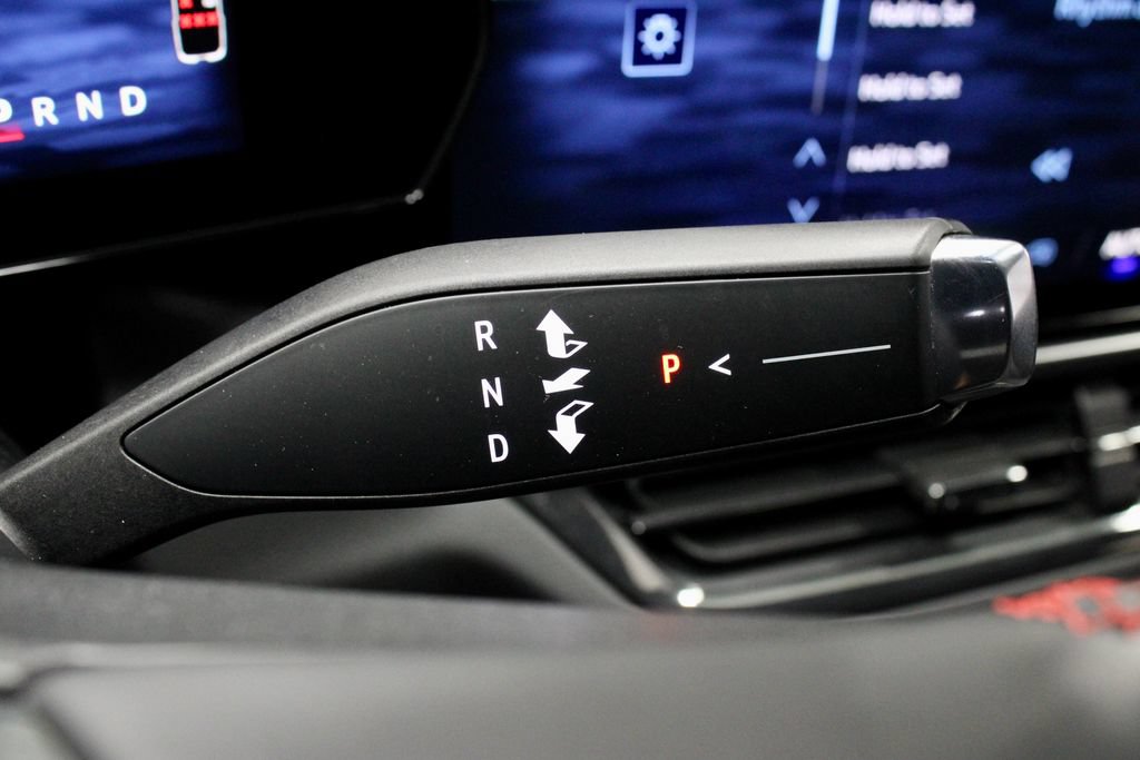 Used 2024 Chevrolet Equinox EV RS FWD image 32