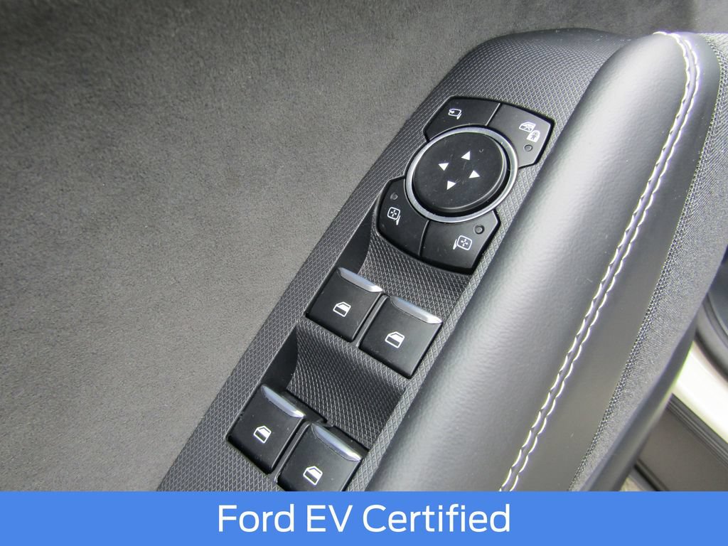 Certified 2025 Ford Mustang Mach-E GT AWD/4WD image 28