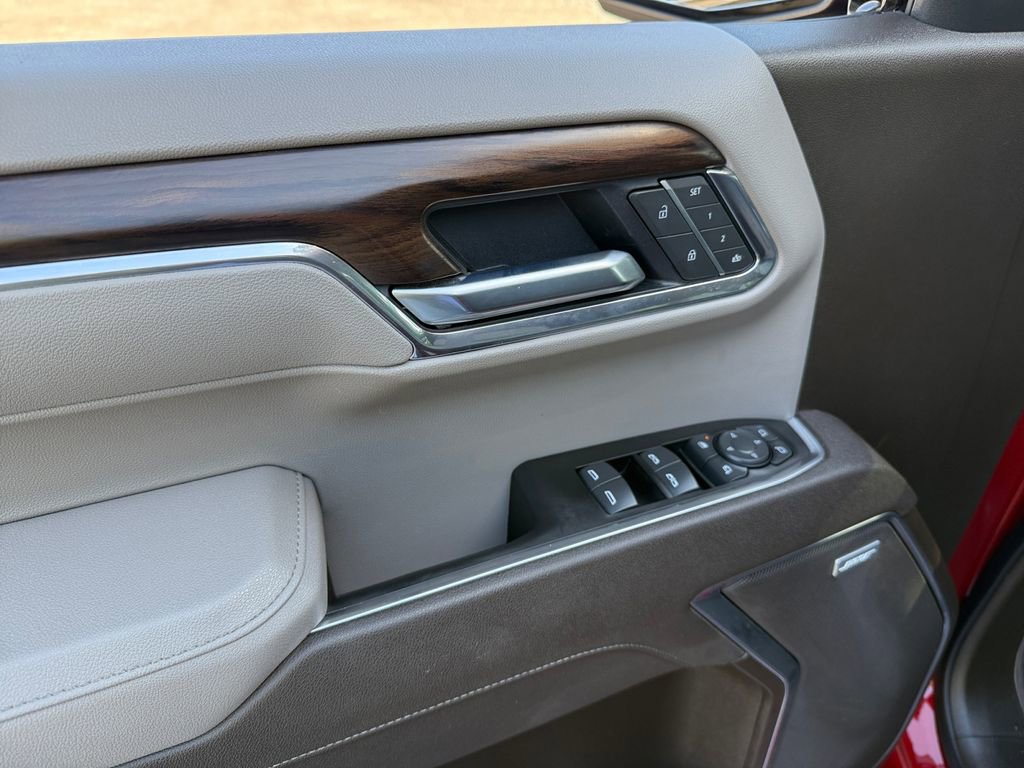 Used 2025 GMC Sierra 1500 SLT w/ SLT Premium Package image 22