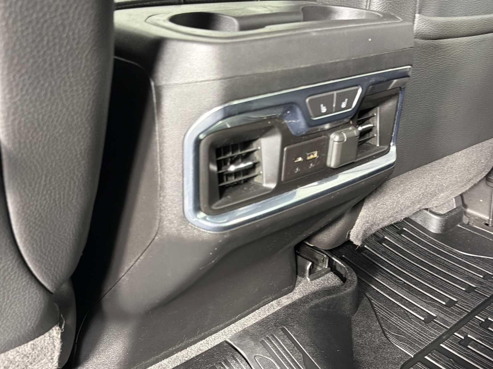 Used 2021 GMC Sierra 1500 Denali AWD/4WD image 25