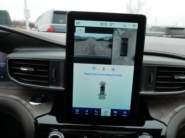 Certified 2022 Ford Explorer Platinum w/ Equipment Group 601A image 29