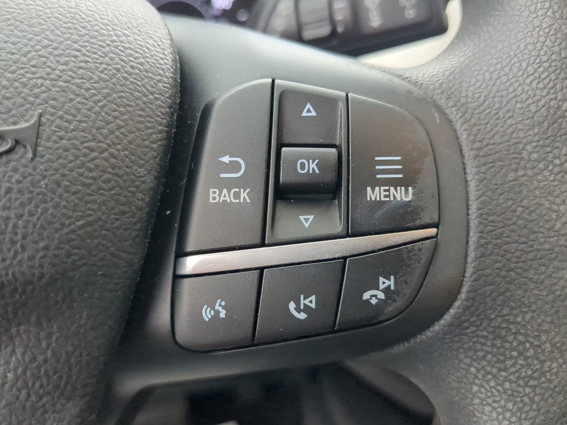 Certified 2020 Ford Escape SE image 57