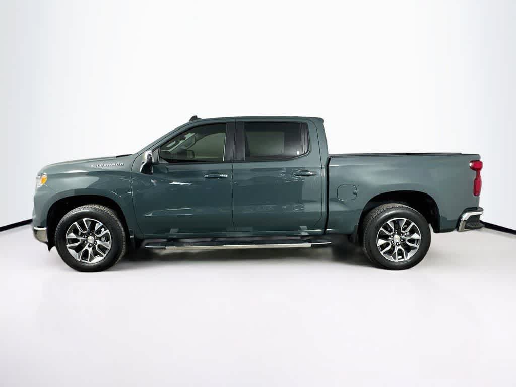 Used 2025 Chevrolet Silverado 1500 LT RWD image 3