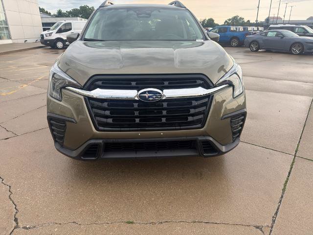 Used 2025 Subaru Ascent Premium AWD/4WD image 8