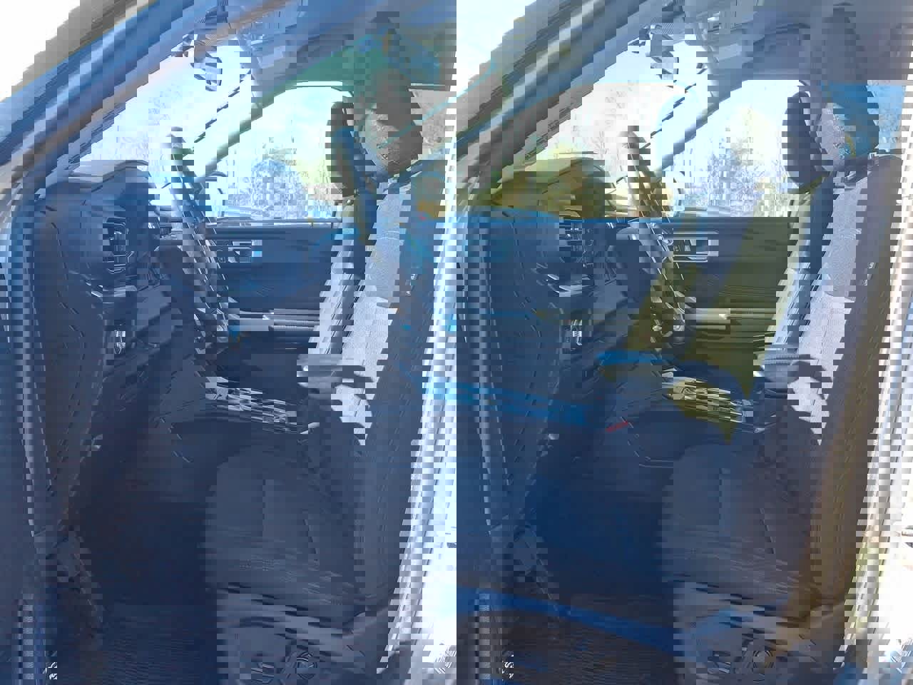 Certified 2023 Ford Explorer XLT image 17