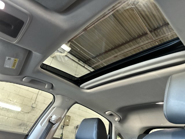 Used 2024 Honda Civic EX-L image 22