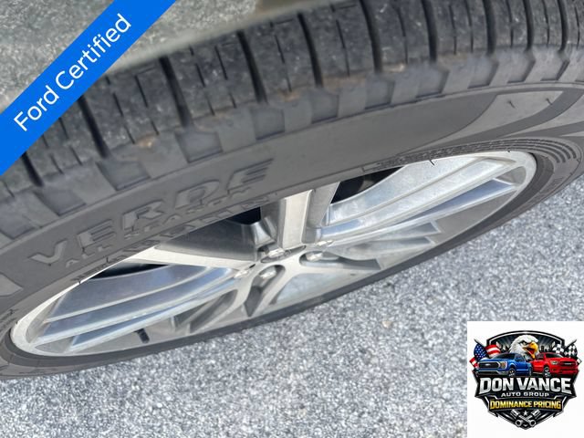 Certified 2024 Ford Edge Titanium w/ Equipment Group 301A AWD/4WD image 28