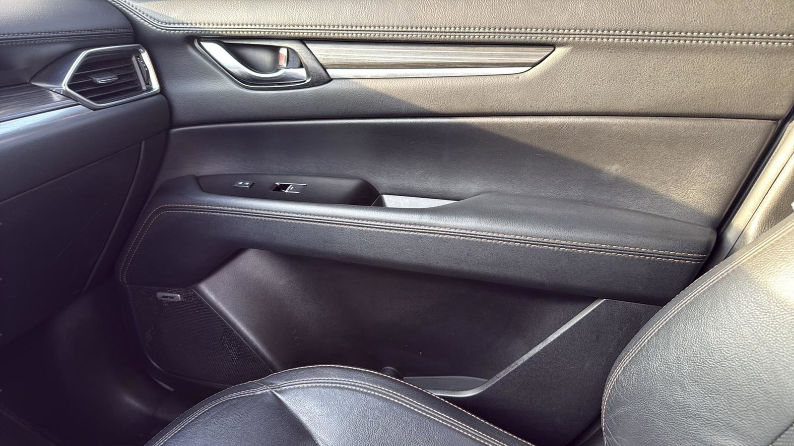 Used 2023 MAZDA CX-5 AWD 2.5 S w/ Premium Package image 24