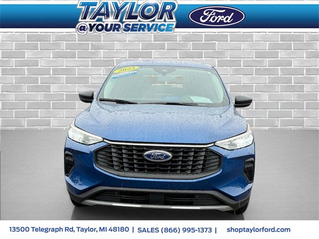 Certified 2023 Ford Escape Active image 2