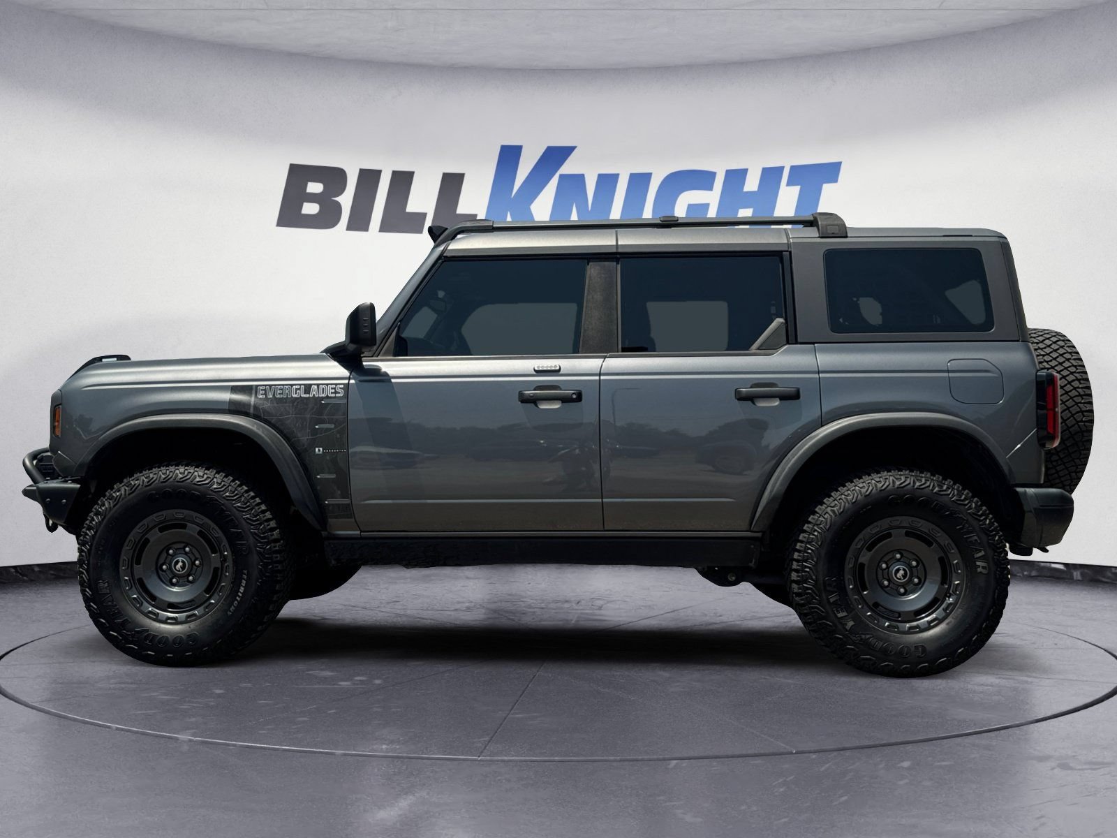 Certified 2023 Ford Bronco Everglades AWD/4WD image 2