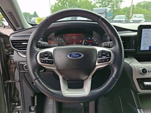 Certified 2023 Ford Explorer XLT w/ Equipment Group 202A AWD/4WD image 21