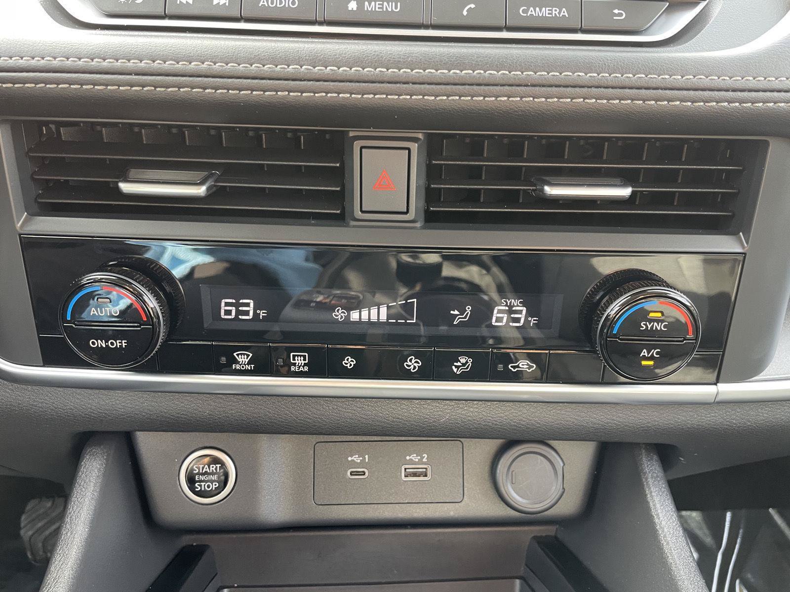Used 2023 Nissan Rogue SV AWD/4WD image 26