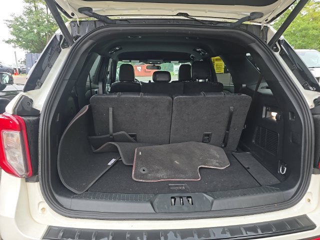 Certified 2023 Ford Explorer ST-Line AWD/4WD image 24