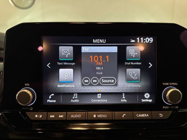 Used 2025 Nissan Pathfinder Rock Creek AWD/4WD image 25