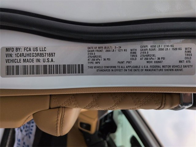 Used 2024 Jeep Grand Cherokee Summit image 23