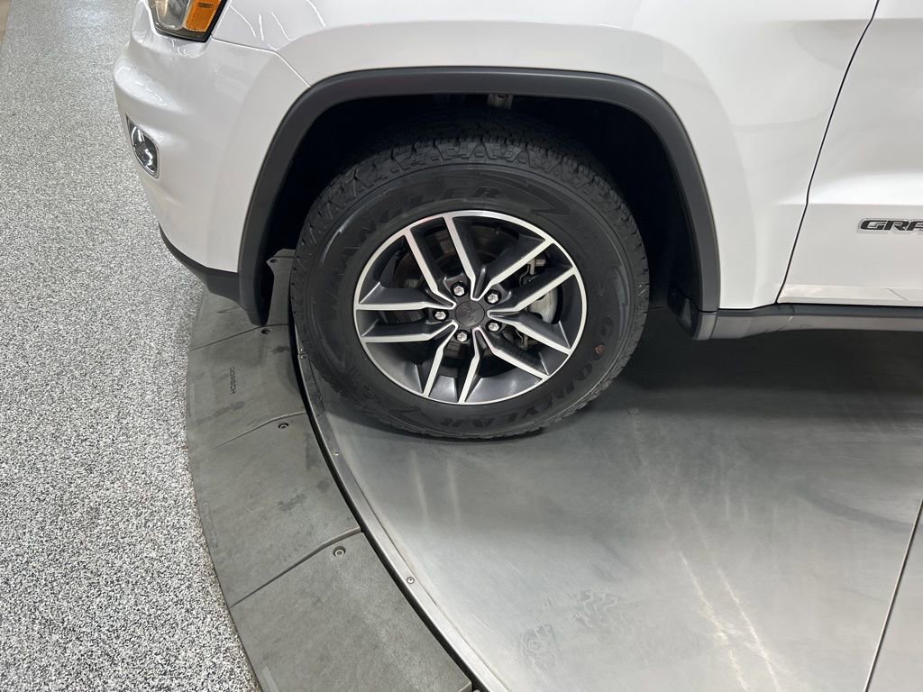 Used 2021 Jeep Grand Cherokee Limited w/ Trailer Tow Group IV AWD/4WD image 36