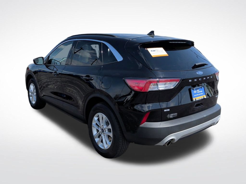 Certified 2022 Ford Escape SE w/ Cold Weather Package AWD/4WD image 5