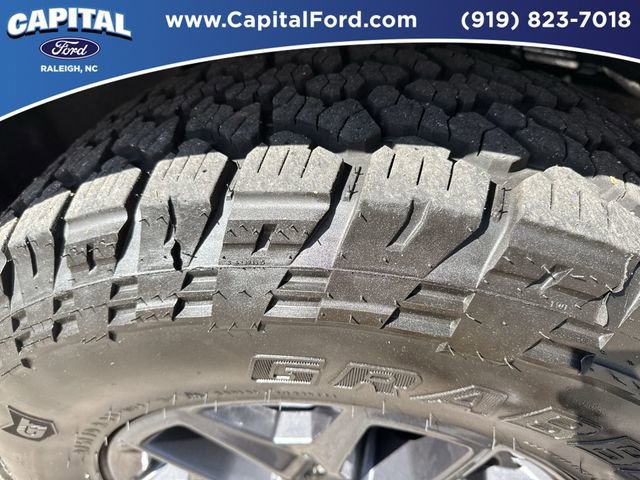 Certified 2025 Ford Expedition Tremor image 13