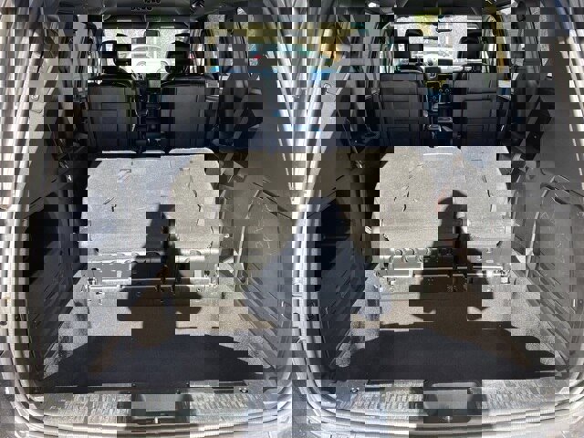 Used 2018 Dodge Grand Caravan SXT w/ Blacktop Package image 9