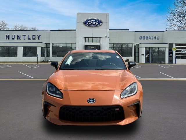 Used 2023 Toyota GR86 10th Anniversary SE RWD image 3