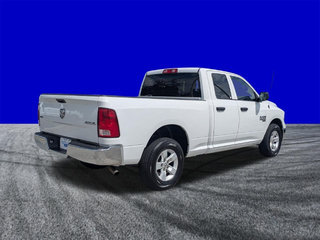 Used 2024 RAM 1500 Classic SLT AWD/4WD image 4