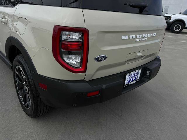 Certified 2025 Ford Bronco Sport Outer Banks w/ Outer Banks Tech Package+ image 9