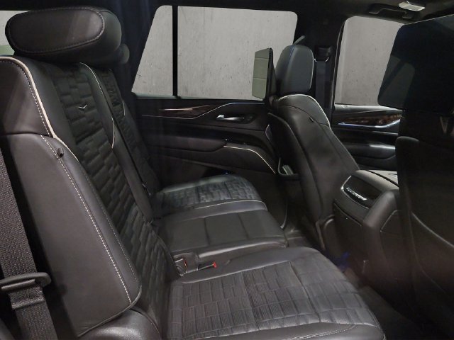 Used 2022 Cadillac Escalade Sport Platinum AWD/4WD image 21
