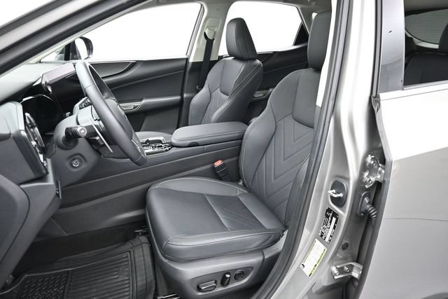 Used 2023 Lexus NX 350 AWD image 11