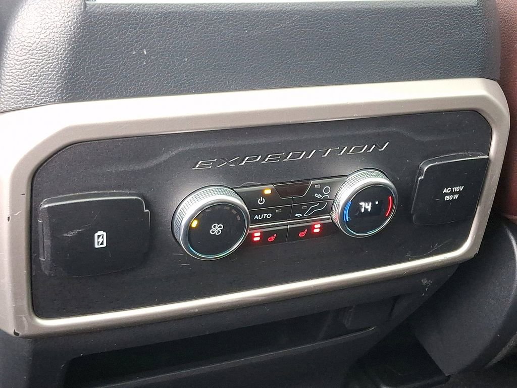 Certified 2024 Ford Expedition Limited image 12