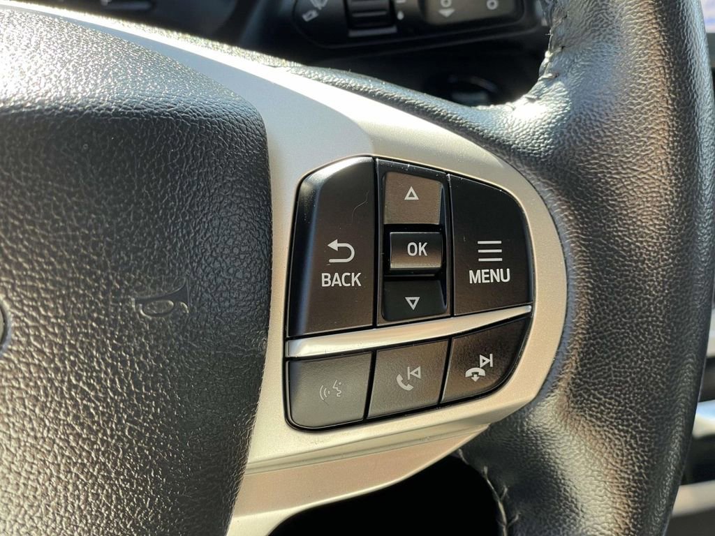 Certified 2022 Ford Explorer XLT w/ Equipment Group 202A image 11