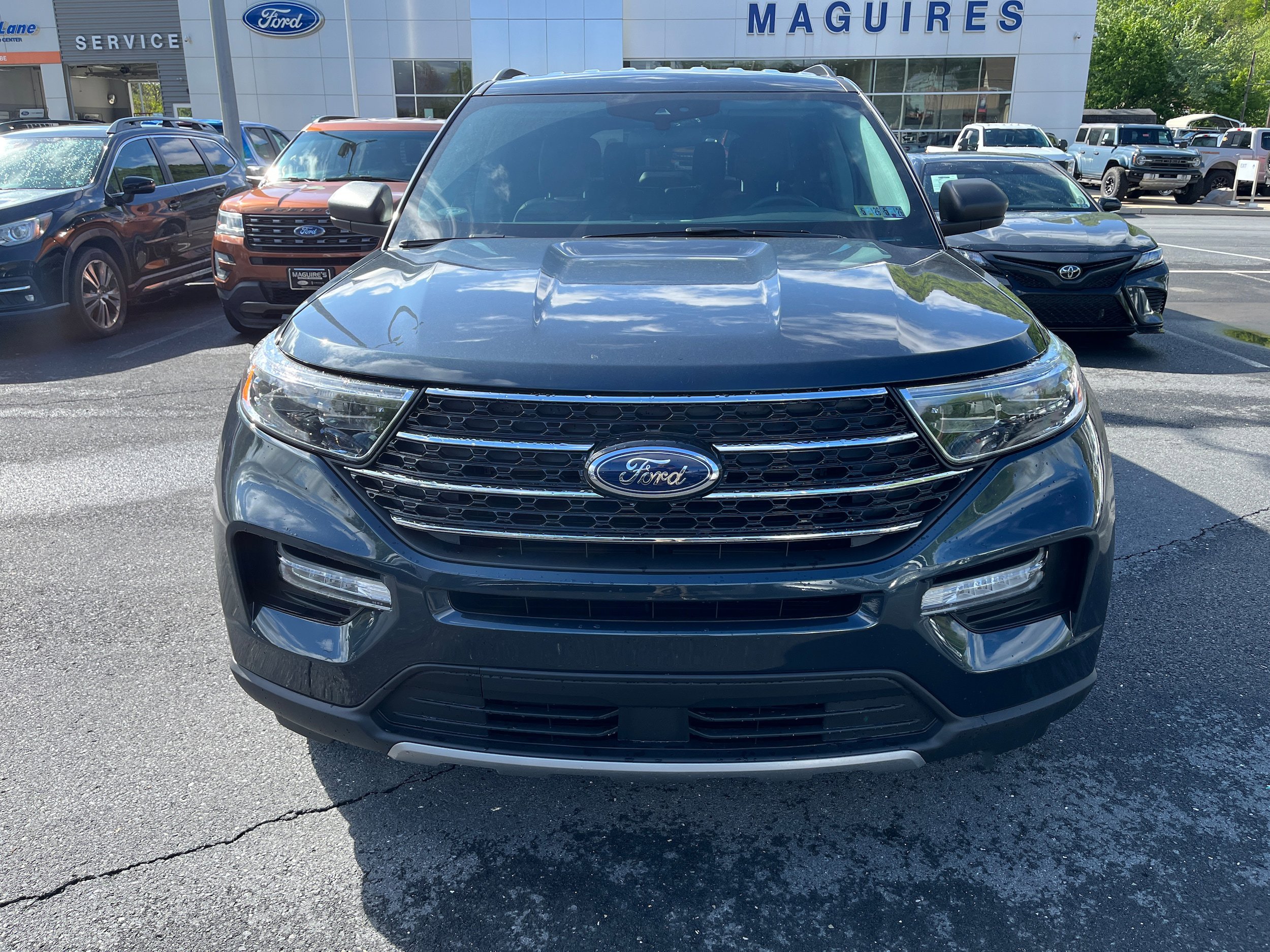 Certified 2022 Ford Explorer XLT w/ Equipment Group 202A AWD/4WD video 2