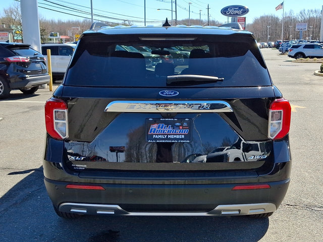 Certified 2023 Ford Explorer XLT w/ Equipment Group 202A image 6
