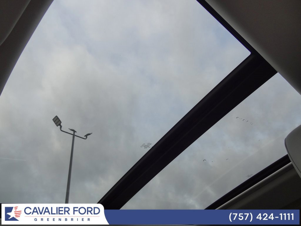 Certified 2025 Ford Expedition Active image 11