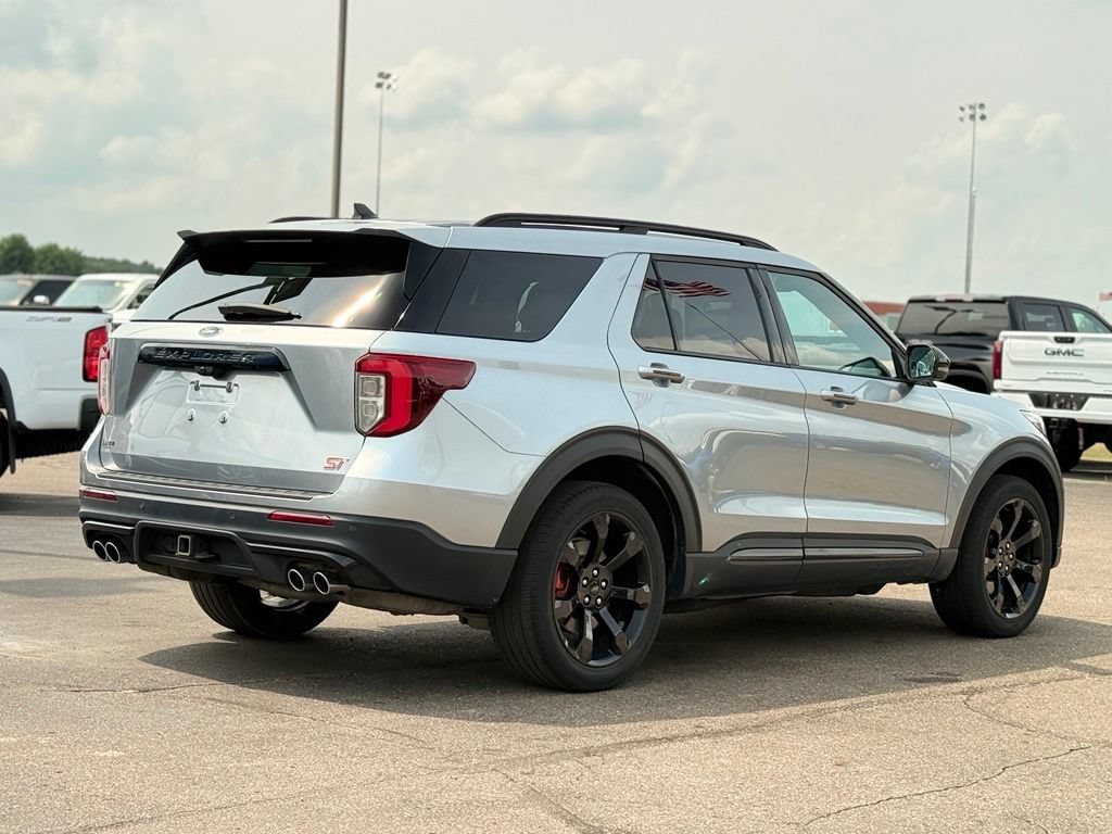 Certified 2024 Ford Explorer ST w/ Technology Package AWD/4WD image 36