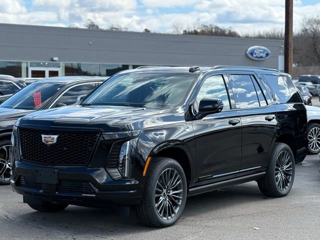 Used 2026 Cadillac Escalade Platinum Sport w/ LPO, Floor Liner Package image 3