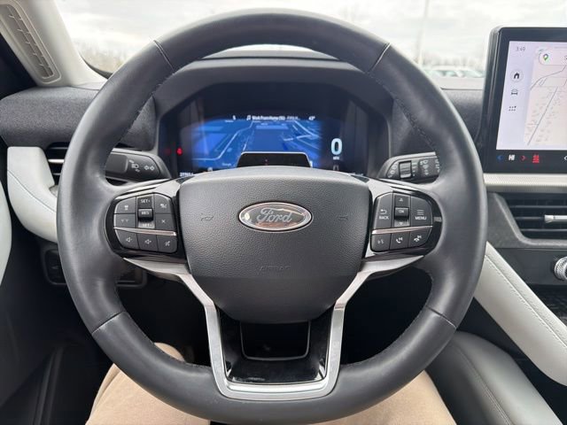Certified 2025 Ford Explorer Platinum w/ LUX Leather Package image 50
